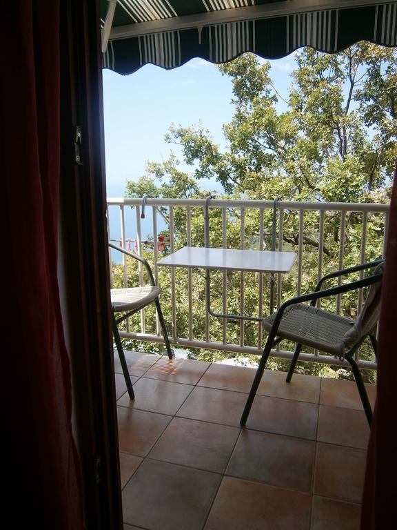 Studios Peric Sveti Stefan Exterior photo